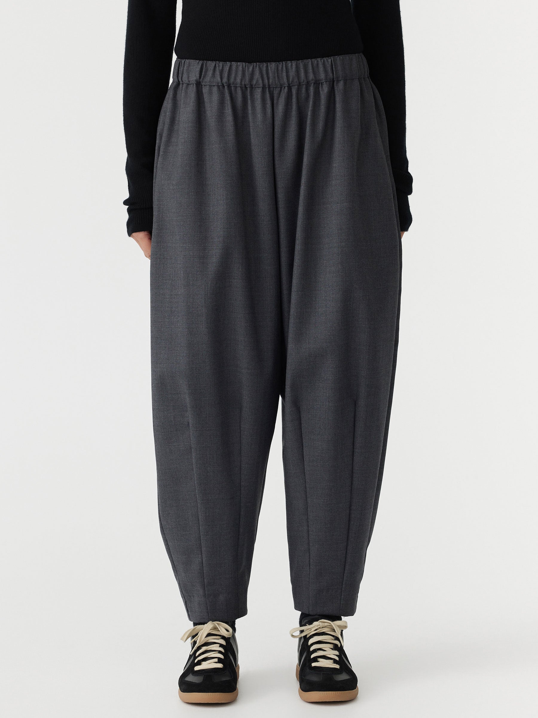 wool darted hem pant