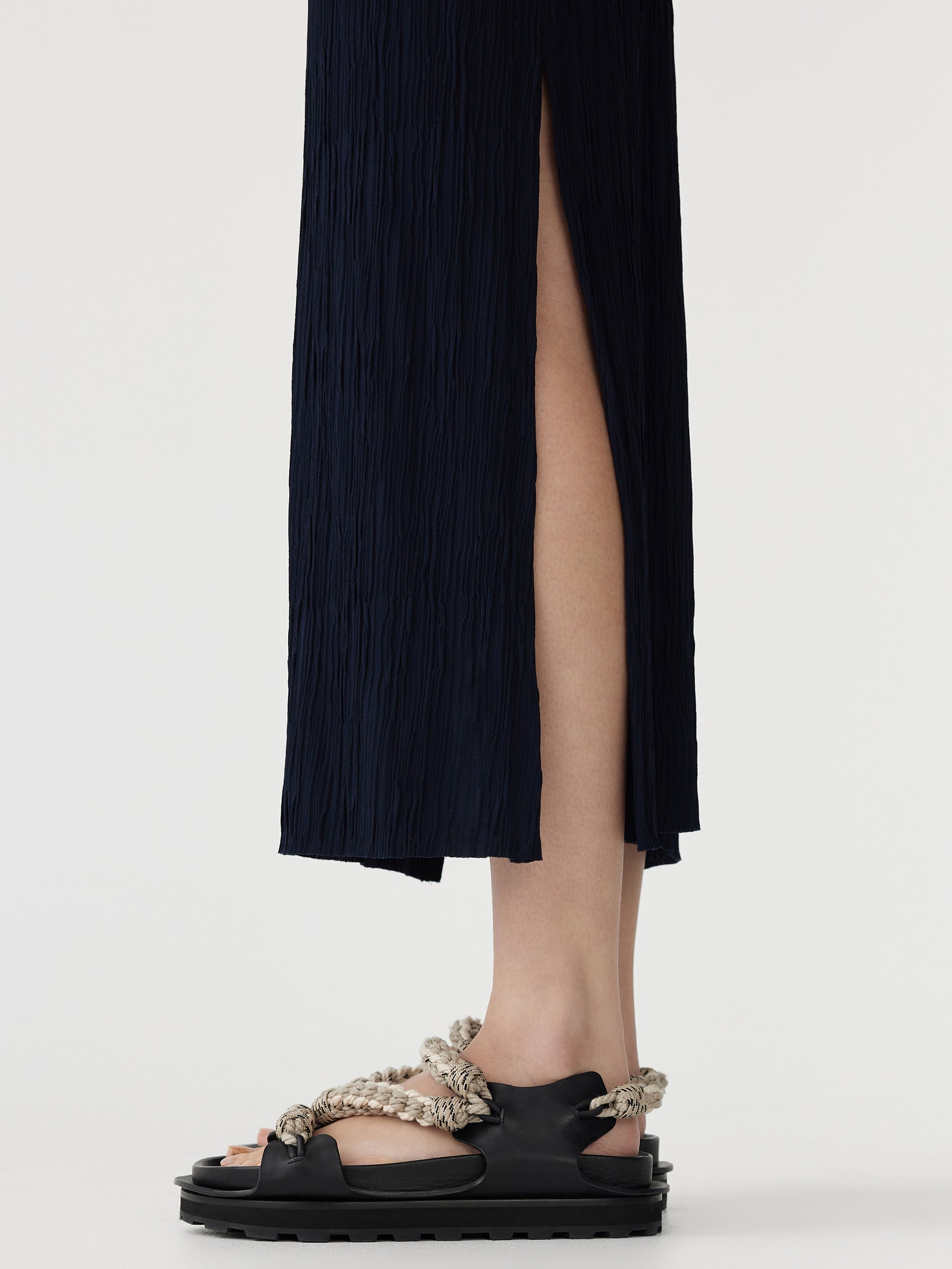 textured side split skirt