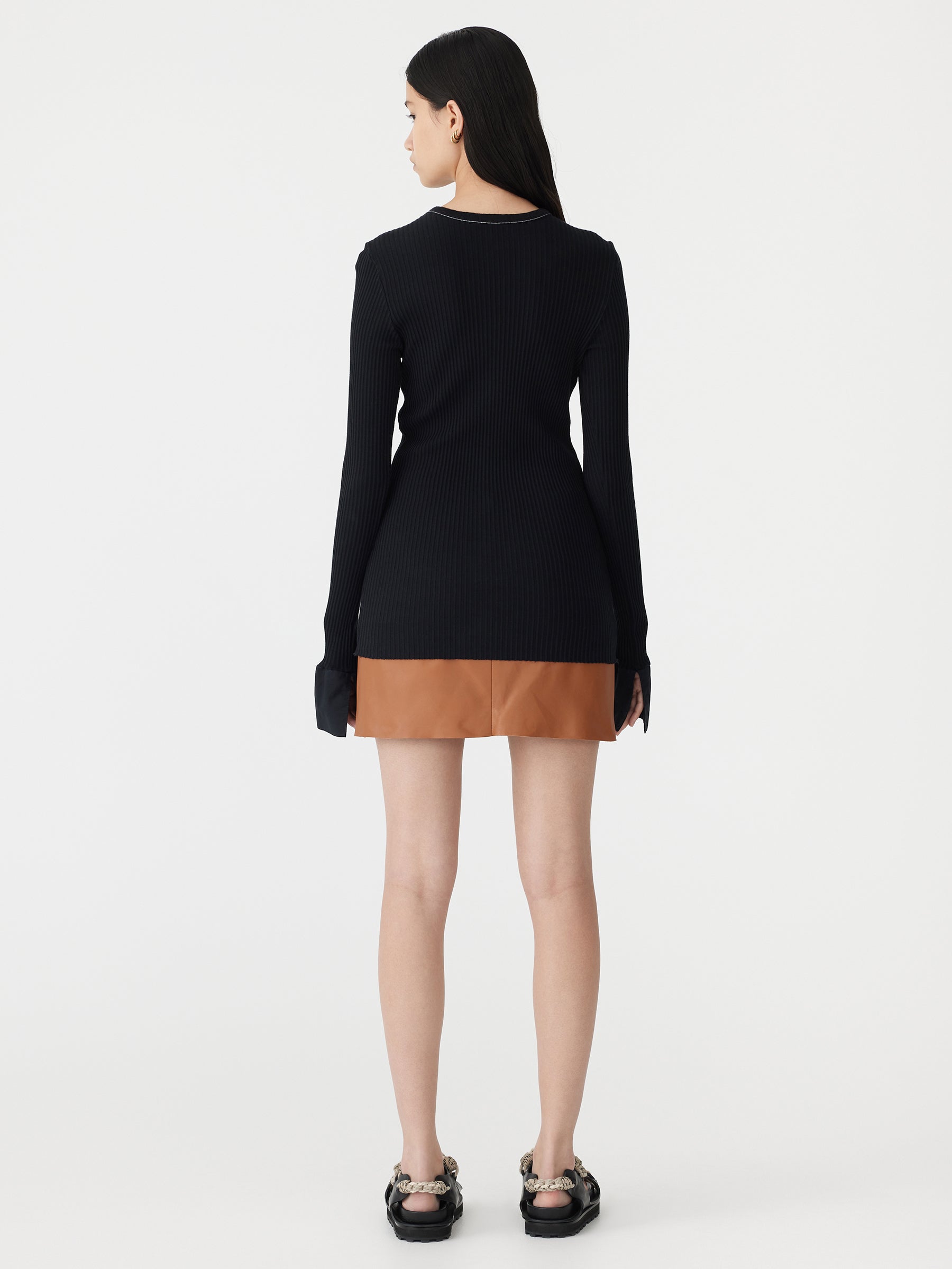 contrast cuff rib long sleeve t.shirt