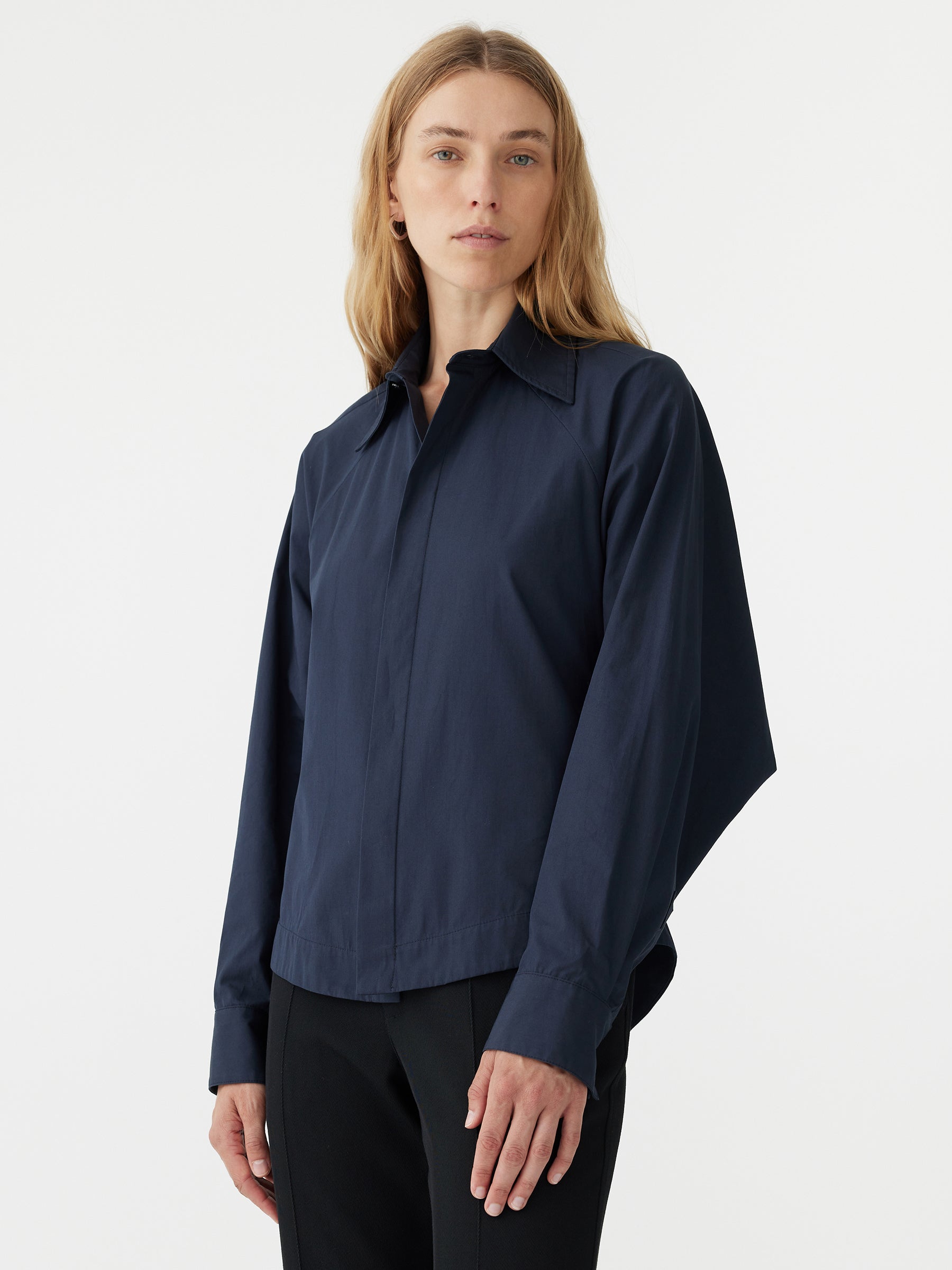 raglan sleeve shirt