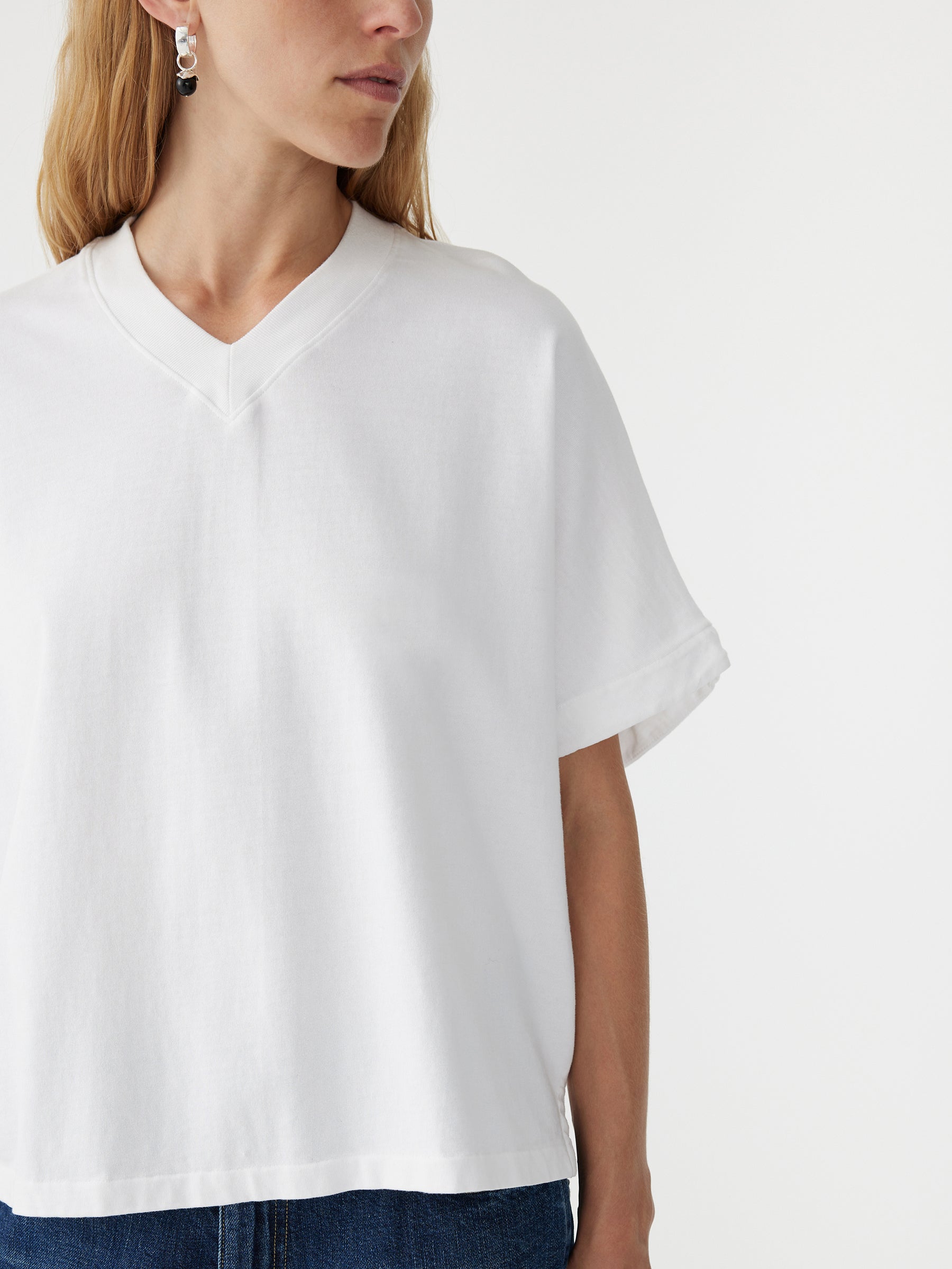 boxy v neck short sleeve t.shirt