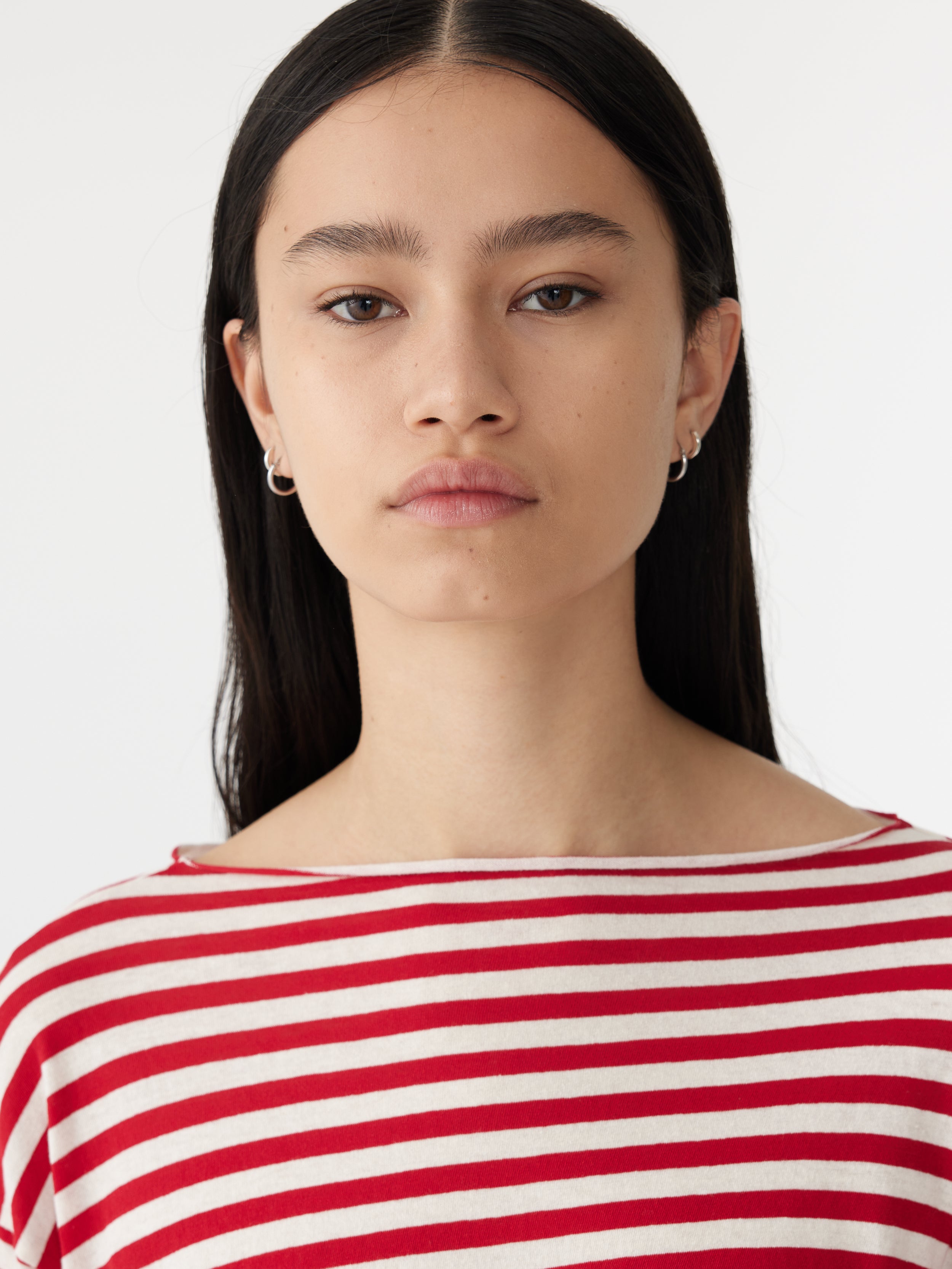 stripe raw neck boxy long sleeve t.shirt