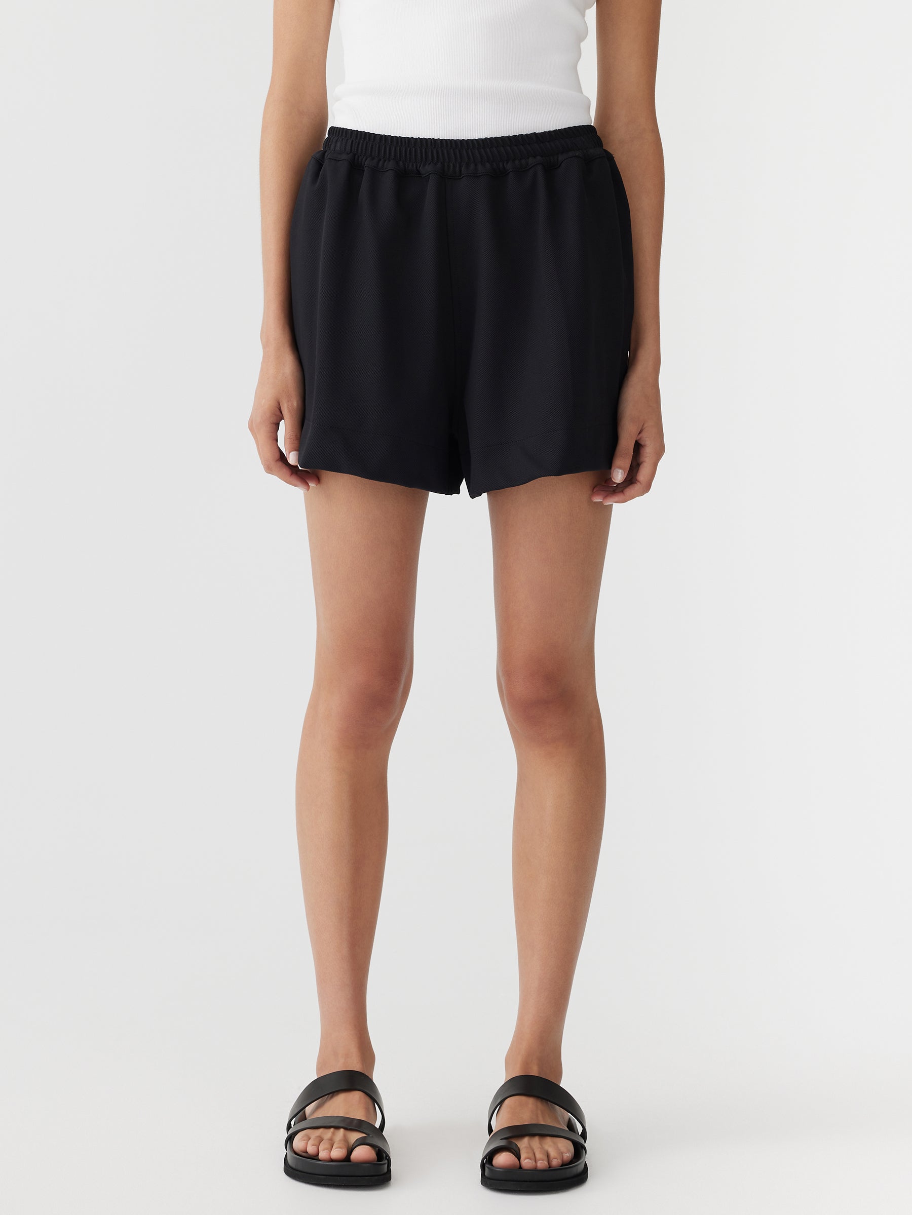 twill side detail short