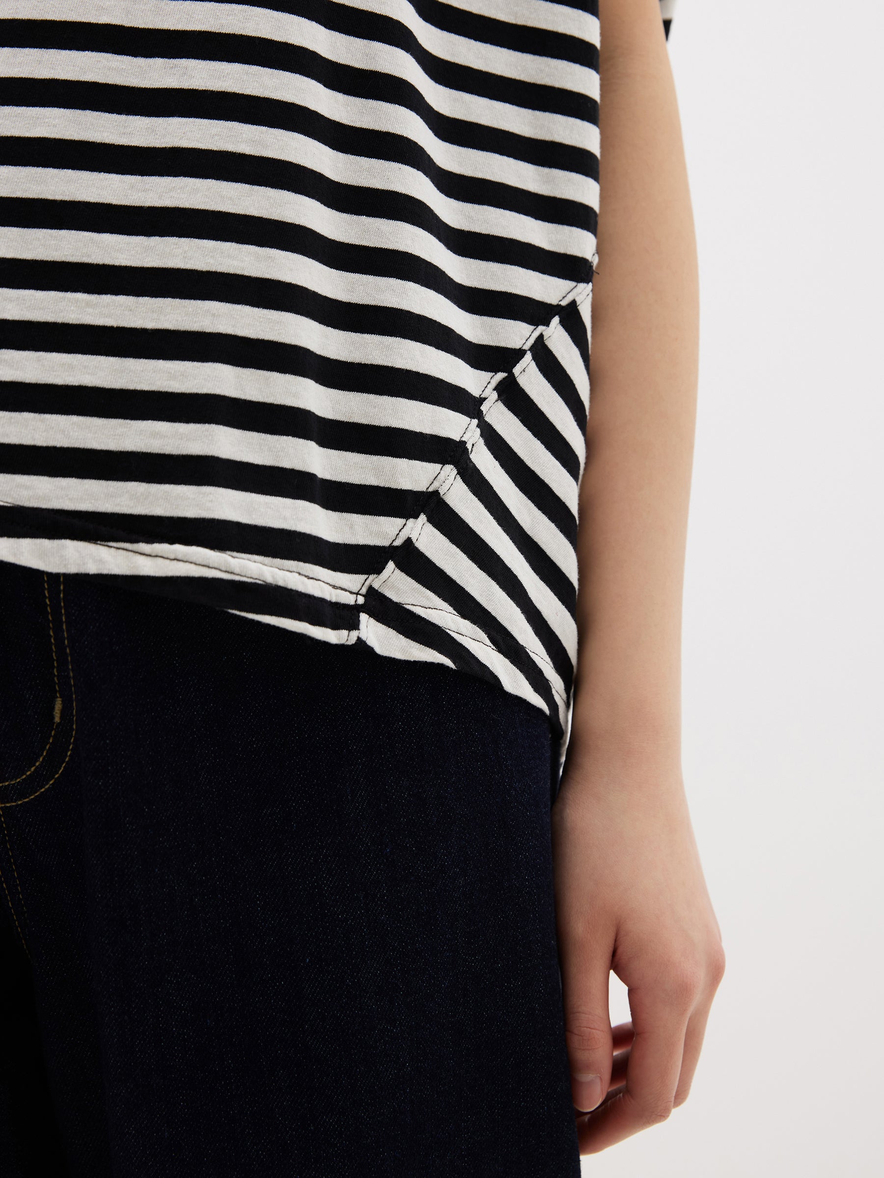 stripe slouch circle tank