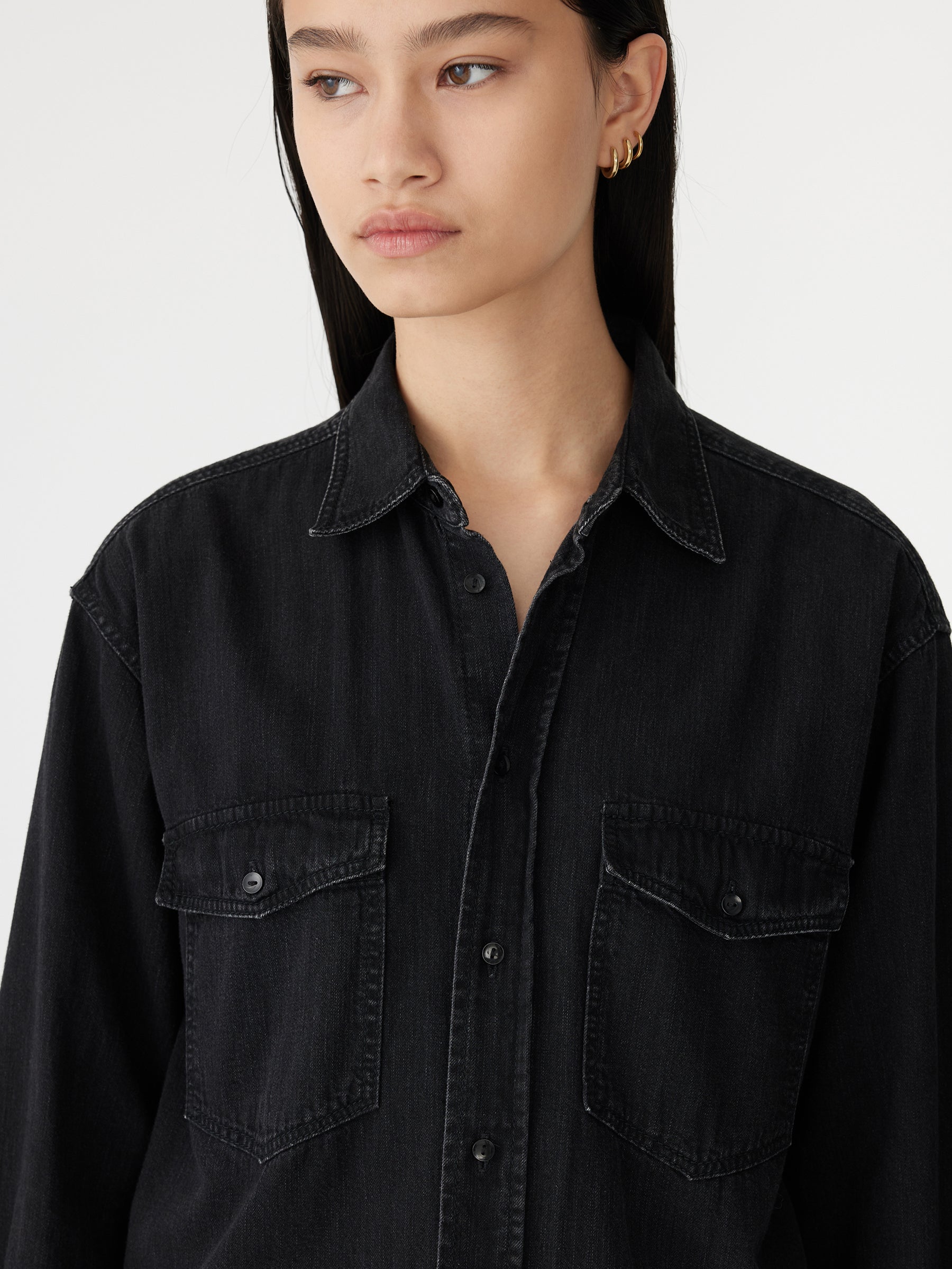 scoop hem denim shirt