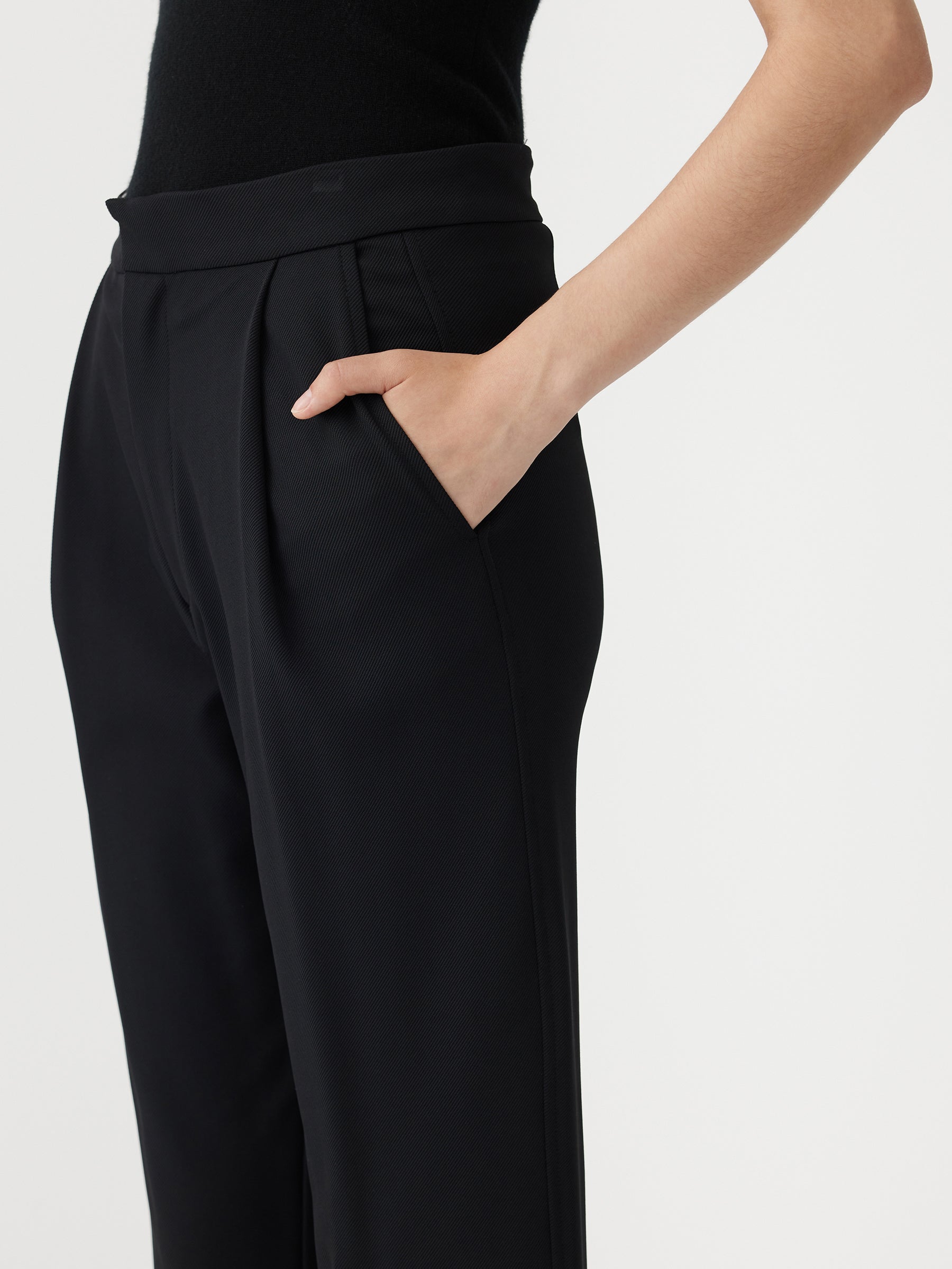 stretch twill pleat pant