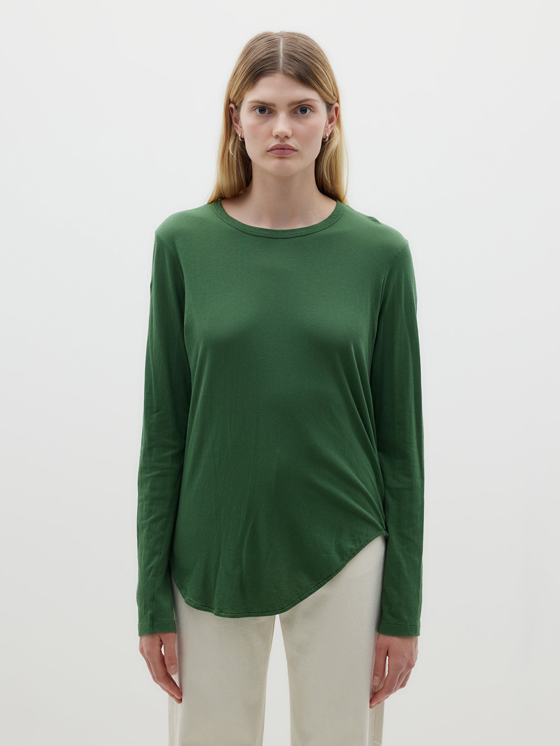 scoop hem layering long sleeve t.shirt