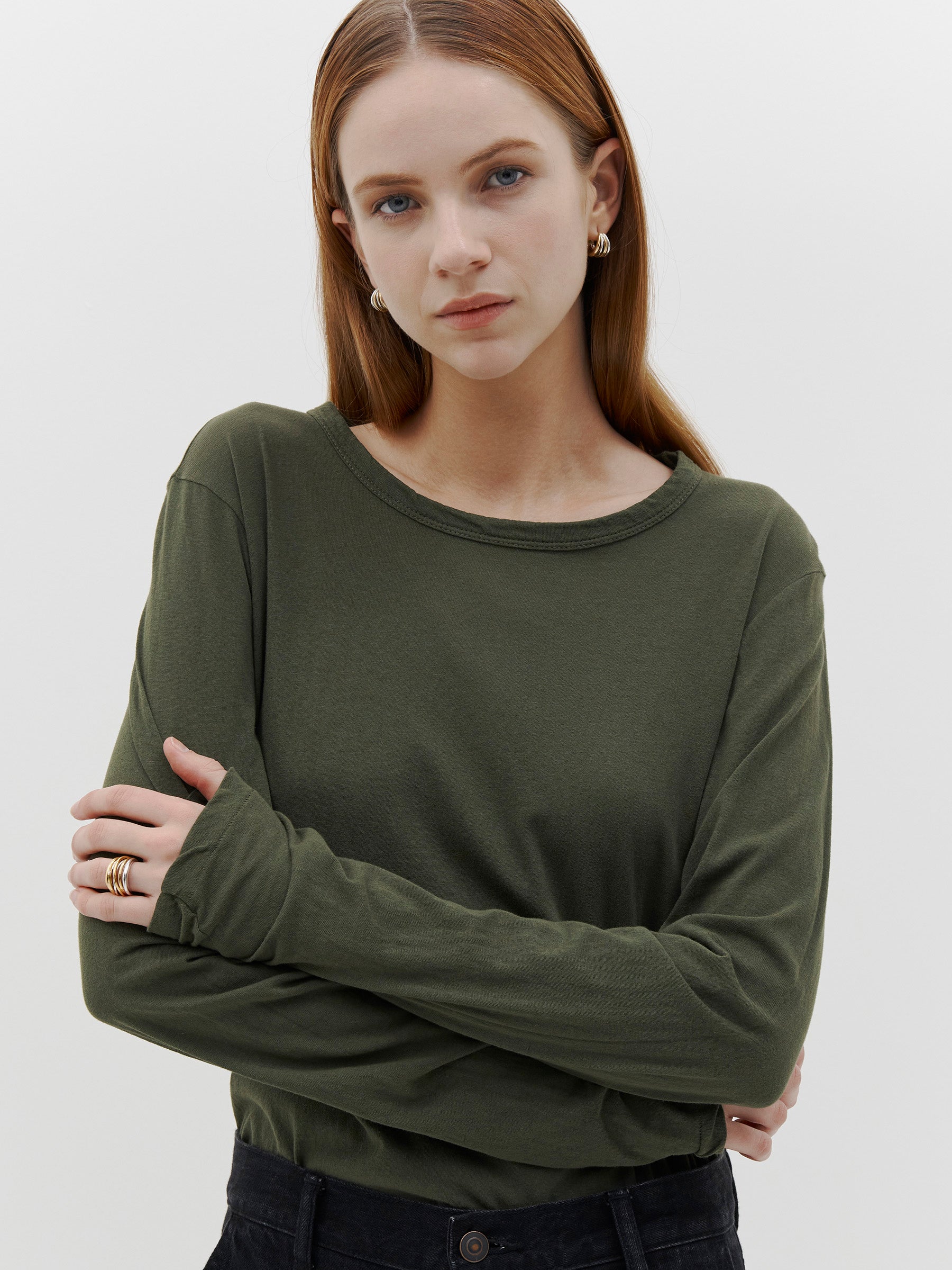 regular scoop hem long sleeve t.shirt